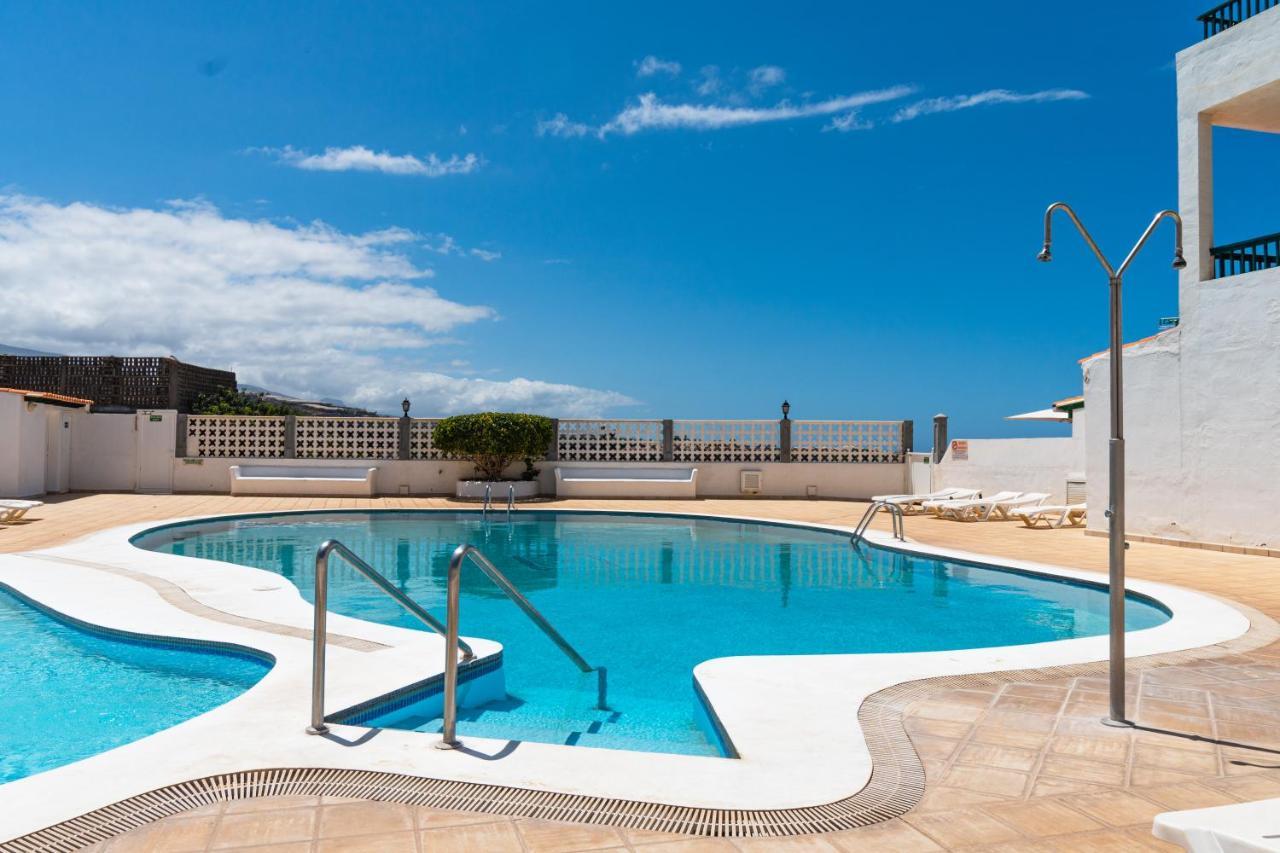 El Varadero Grande Terrasse Ensoleillee Face A La Mer Appartement Puerto de Santiago  Buitenkant foto