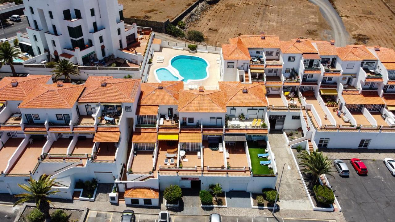 El Varadero Grande Terrasse Ensoleillee Face A La Mer Appartement Puerto de Santiago  Buitenkant foto